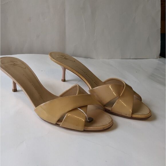 GUISEPPE Zanotti sandals size 9(39) in EUC - Picture 2 of 6